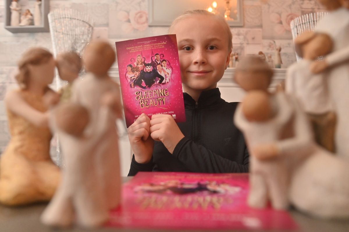 Talented Tipton performer ready to make his mark on the big stage after securing roles in big pantomimes