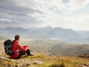 Supporting image for story: Portable satellite hotspot with GPS tracking means you’ll never get lost on a hike again