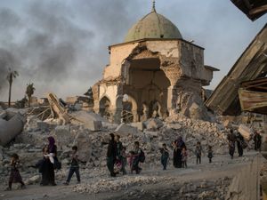 Supporting image for story: Unesco finds Islamic State group-era bombs in Mosul mosque walls