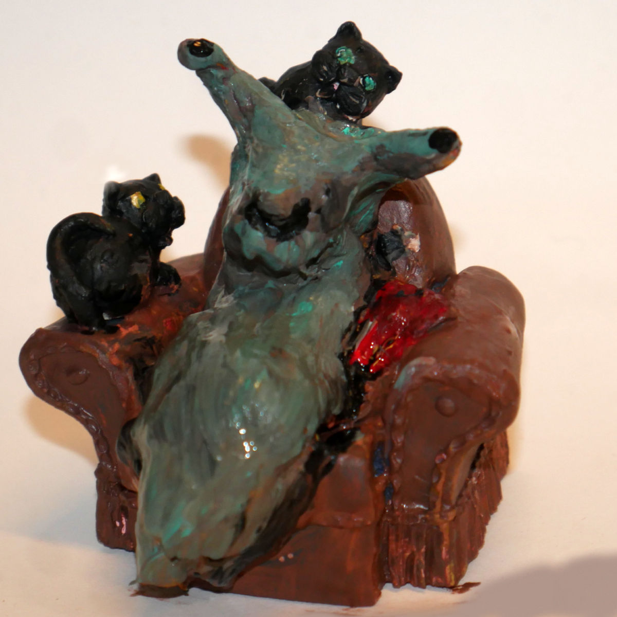 Midlands artist joins fostered children to create art with powerful message about home