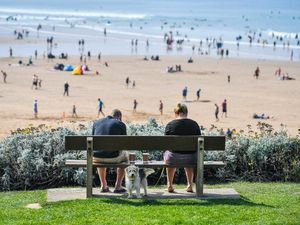 Supporting image for story: Above-average temperatures ‘likely in many parts of the world in coming months’