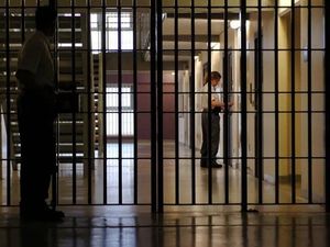 Supporting image for story: One in five of Shropshire's criminals reoffend within a year of release or conviction