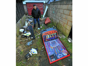 Supporting image for story: Action call on rubbish in Tividale alleyway