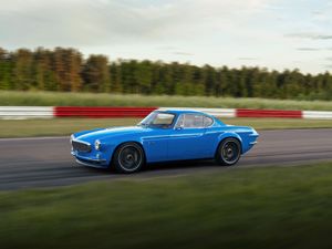 Supporting image for story: Stunning Volvo P1800 Cyan shown off in more detail