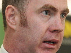 Supporting image for story: Wales should follow New Zealand lockdown plan, says member