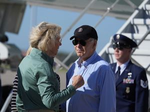 Supporting image for story: Biden arrives in Florida to survey damage caused by Hurricane Milton