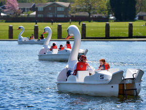 Supporting image for story: Record heat expected as Britain bakes on Bank Holiday Monday