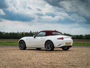 Supporting image for story: Mazda launches new dealership experience to allow for contactless buying