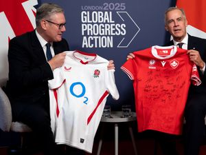 Supporting image for story: Nato ‘united and prepared to defend its airspace decisively’, says No 10