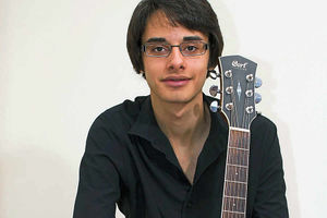 Supporting image for story: Brierley Hill folk singer Sunjay in album launch gig