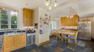 The kitchen blends vintage and modern design nicely
