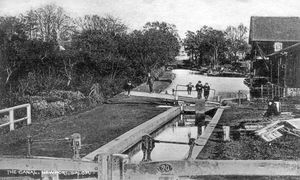 Newport canal locks, from a postcard franked in 1925. Message was: 'Dear mother, I hope to be back Thursday about 3 o'clock. With love, Nellie.' Was posted to Mrs Sanderson, 19 Nelson Street, Retford, Notts. Picture loaned by Ray Farlow