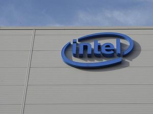 Supporting image for story: Intel says its new processors will make browsing the web noticeably faster