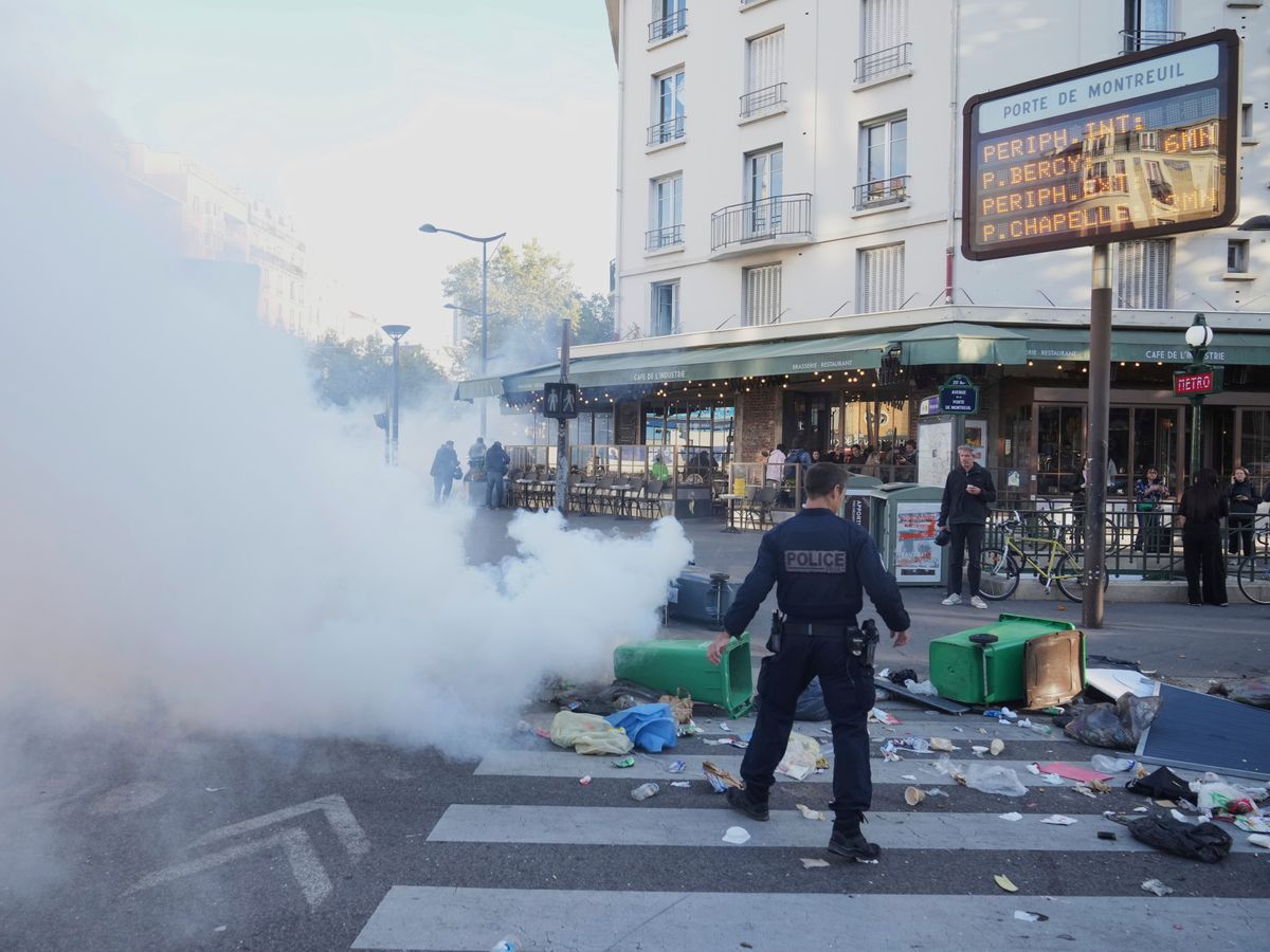 Hundreds arrested following clashes amid &lsquo;Block Everything&rsquo; protests in France
