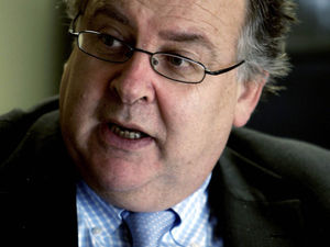 Supporting image for story: The peer and the pippins