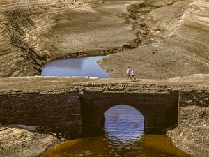 Supporting image for story: Yorkshire in drought with low water levels in reservoirs after dry spring