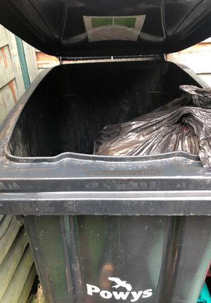 Rubbish bin