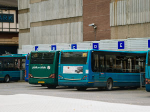 Supporting image for story: Shrewsbury bus station 'needs improving but should stay where it is' say campaigners