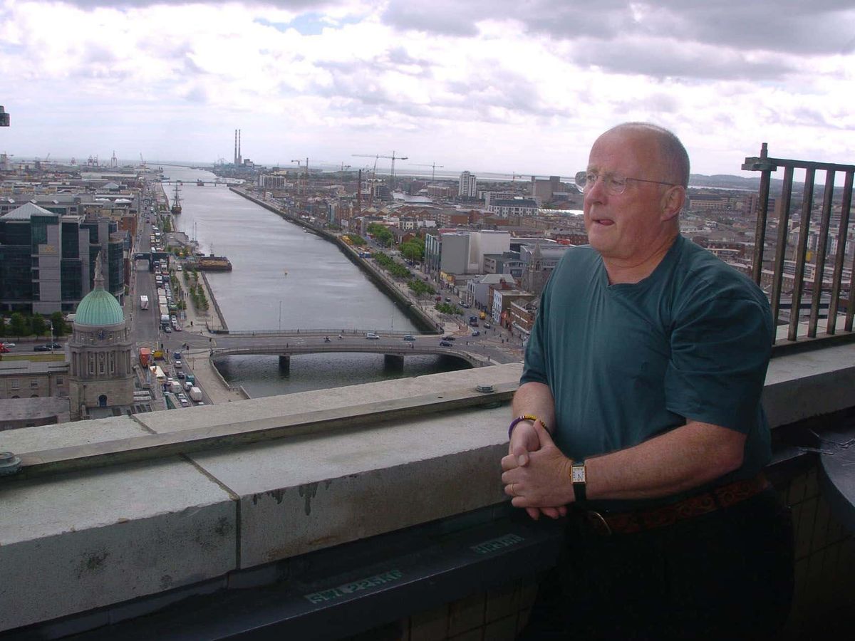 Christy Moore interrogation in UK questioned by Irish officials in 2004