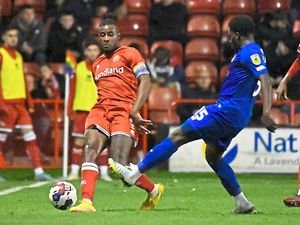 Supporting image for story: Walsall v Rochdale: In-form Saddlers turning Bescot into their fortress