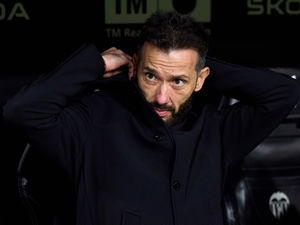 Supporting image for story: 'Corberan, resignation': Valencia fans turn on ex-West Brom boss Carlos Corberan as dream move turns sour