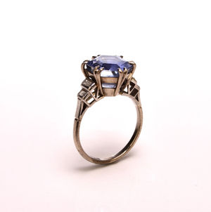 Star lot was a sapphire and diamond ring from a Newtown collection which sold for £2,700.