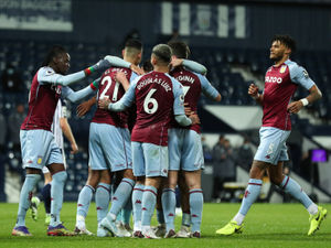 Supporting image for story: Dean Smith: Aston Villa taking things one game at time