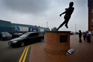 The procession drove past the statue of Bomber Brown outside The Hawthorns