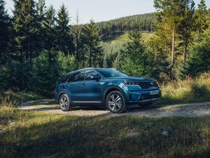 Supporting image for story: First Drive: The new Kia Sorento is a large, handsome and practical SUV