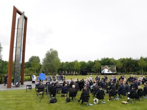 Supporting image for story: Charles hails ‘sacrifice’ of police service at dedication of national memorial