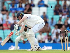 Supporting image for story: Zak Crawley falls to last ball of day with England set 374 to win fifth Test