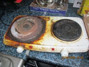 Supporting image for story: Halesowen Mini Market & Butchers owner ordered to pay £2,000 for food safety breaches