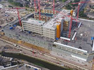 Supporting image for story: Health bosses 'confident' Carillion woes will not put Midland Metropolitan Hospital in danger