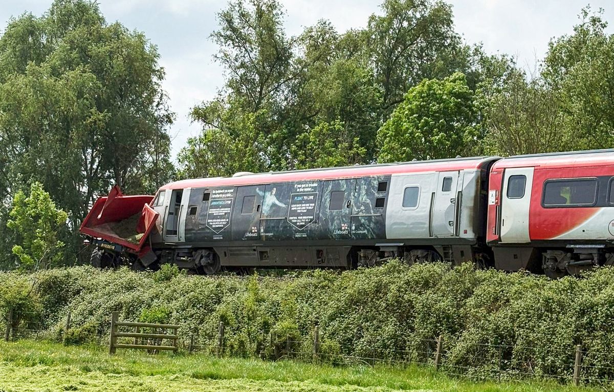 New photos of train which crashed into tractor and trailer near Leominster, injuring six people