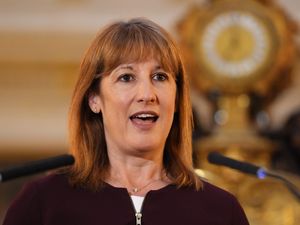 Supporting image for story: No 10 refuses to say if Rachel Reeves broke Ministerial Code over rental licence