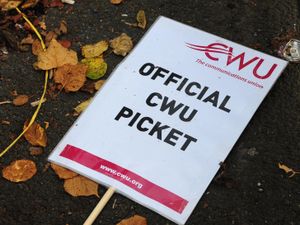 Supporting image for story: Lecturers, teachers and Royal Mail workers strike in one of biggest walkouts
