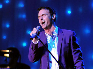 Supporting image for story: Marti Pellow: Private jets to transit van – I've done it all