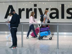 Supporting image for story: New BA boss calls for quarantine to be replaced by test before flying