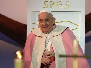 Supporting image for story: Pope Francis urges people to have children in first papal visit to Corsica