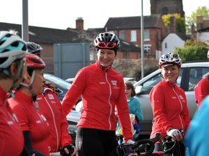 Supporting image for story: Olympic gold medallist Joanna Rowsell Shand joins cycle group for ride