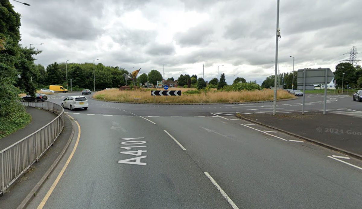 Minor disruption for motorists after Dudley road partially blocked by crash
