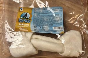 One of the treats included in the warning - Barkoo Kauknochen geknotet 24cm