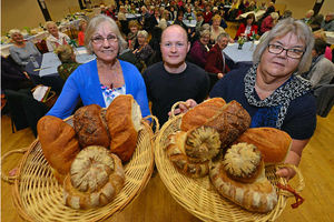 Supporting image for story: Celebrity baker impresses the ladies of Whitchurch WI