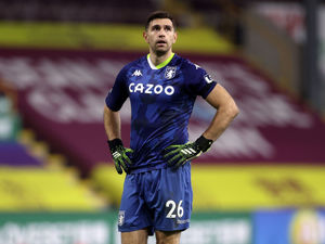 Supporting image for story: Dean Smith backs character of Aston Villa's Emiliano Martinez