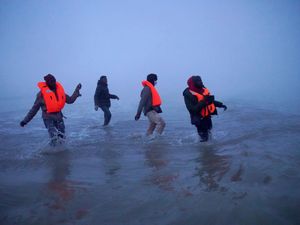Supporting image for story: French authorities rescue 78 migrants attempting Channel crossing in small boat