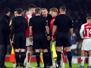 Supporting image for story: Wolves boss Gary O'Neil aggrieved at added time at the Emirates