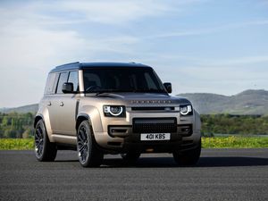 Supporting image for story: Land Rover Defender Octa goes on sale with a £145,000 price tag