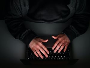 Supporting image for story: Too easy for fraudsters to post scam ads on Facebook and Google, Which? claims