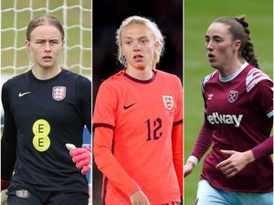 Supporting image for story: England trio Hannah Hampton, Esme Morgan and Lucy Parker recalled for friendlies
