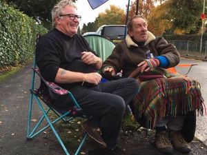Supporting image for story: Comedian Jim Davidson in Newport to visit hunger striker Gus